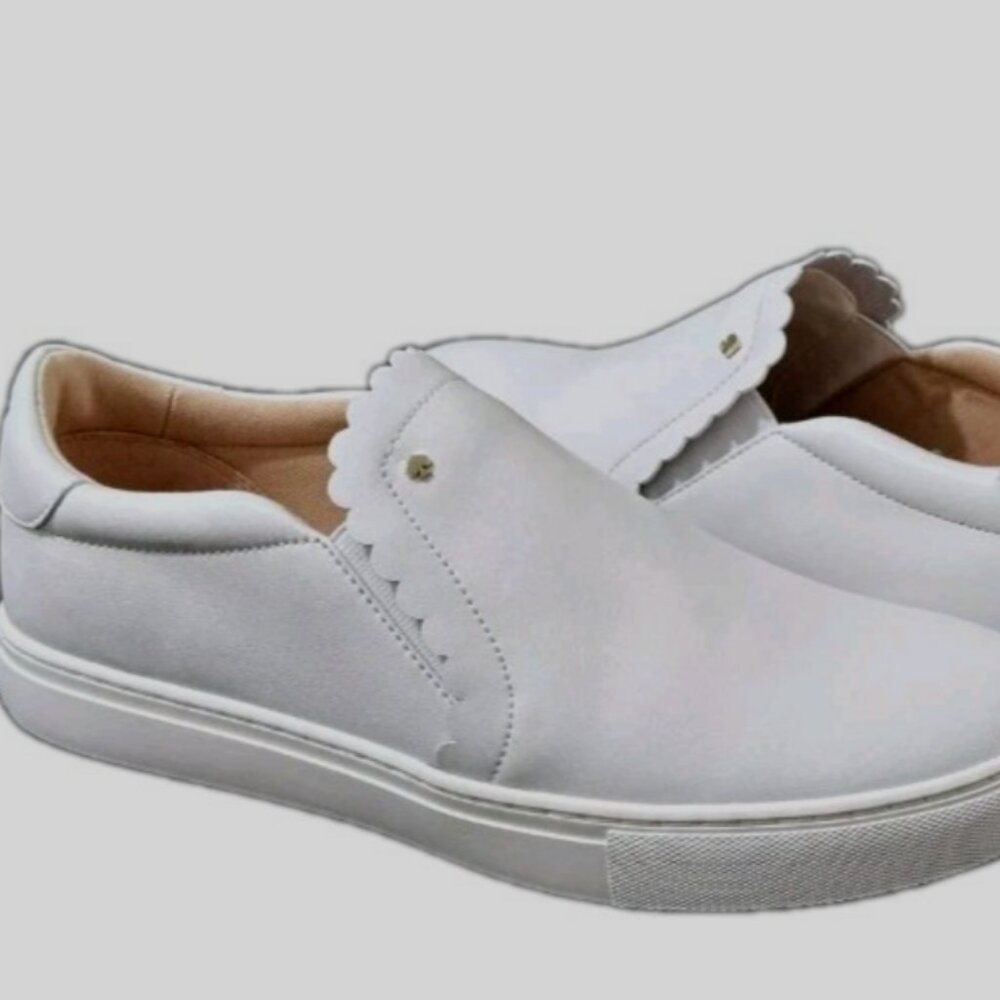 Women's Size 10 B Kate Spade Aleta Scallop White Slip On Shoes